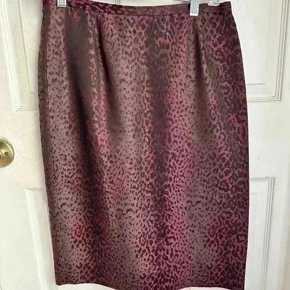 Doncaster Silk Dress Suit Size 8 Purple and Black Leopard Print - Picture 4 of 9